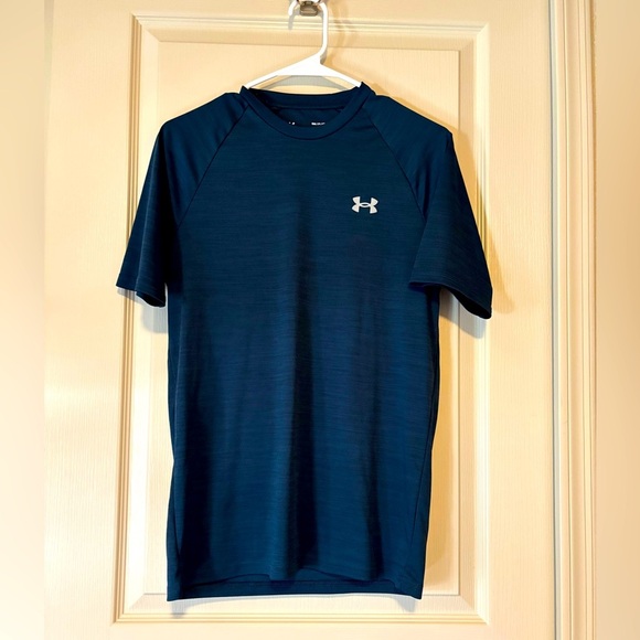 Under Armour Other - Under Armour Men's Navy Athletic Tee Size Small Loose Fit